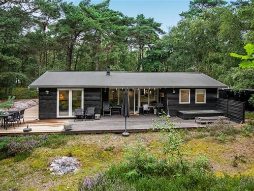 Holiday home - 6 persons -  - Duegårdsvej - Dueodde - 3730 - Nexø