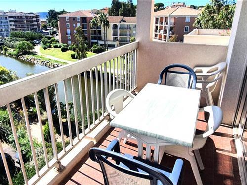 Holiday Home/Apartment - 4 persons -  - 83120 - Sainte-Maxime