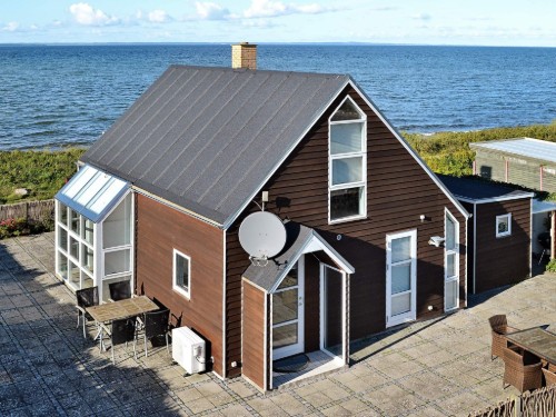 Holiday home - 6 persons -  - Bro Strandvej - Bro Str./Varbjerg Str. - 5464 - Brenderup