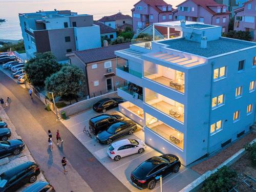 Ferielejlighed - 6 personer -  - Ulica Jurja Dalmatinca - Pag - Mandre - 23251 - Mandre