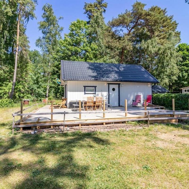 Sommerhus - 4 personer -  - Aska - 592 94 - Vadstena