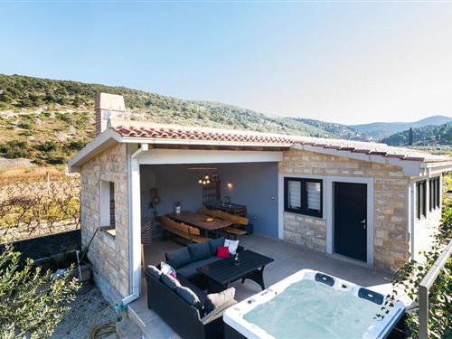 Sommerhus - 3 personer -  - Dol - Brac- Dol - 21410 - Dol Postira