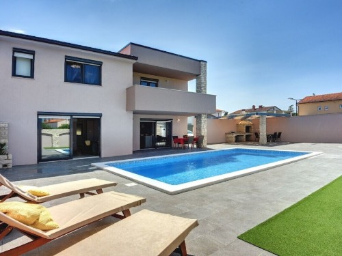 Villa - 10 personer -  - 52212 - Fazana