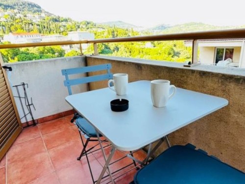 Holiday apartment - 2 persons -  - 06130 - Grasse