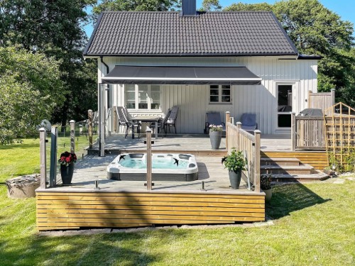  - 8 personer -  - Åkullevägen - 45493 - Brastad
