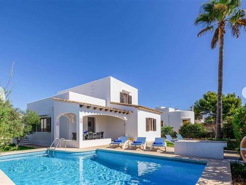 Ferienhaus - 6 Personen -  - Carrer Ses Calabreses - 07660 - Cala D'or