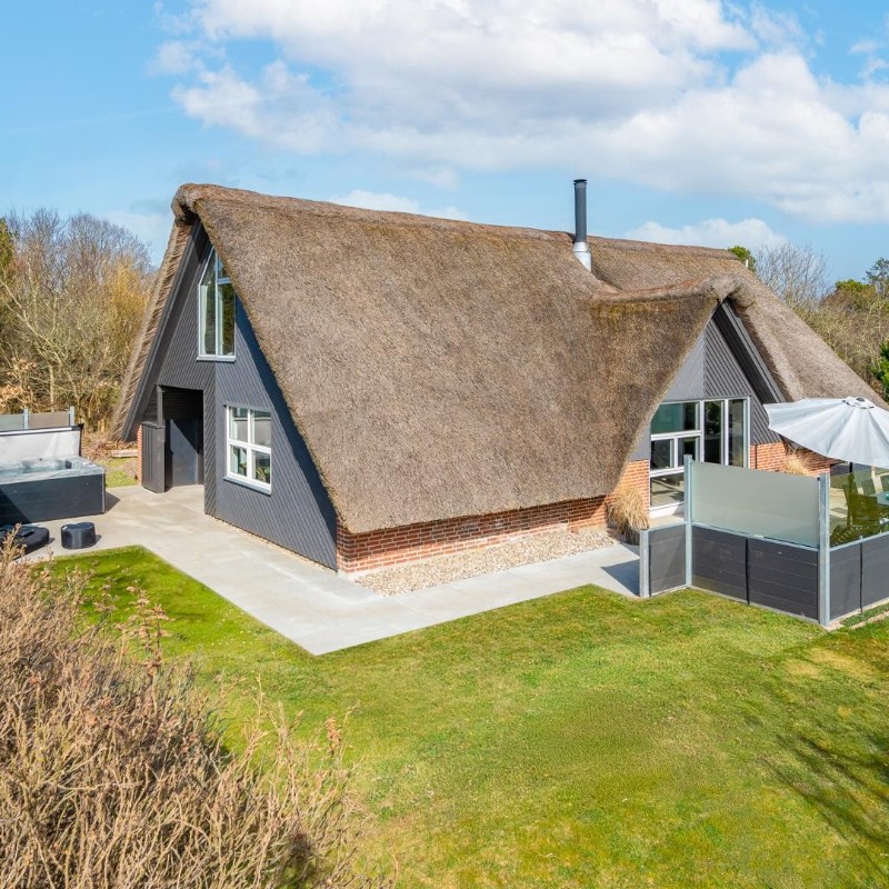 Sommerhus - 10 personer -  - Hennebysvej - 6854 - Henne Strand