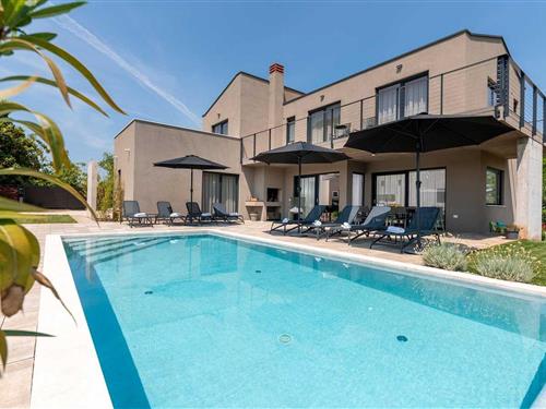 Feriehus - 8 personer -  - Farini - 52463 - Visnjan