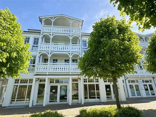 Ferienhaus - 3 Personen -  - Seeparkpromenade - 18586 - Sellin (Ostseebad)