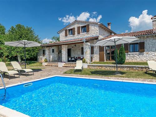 Feriehus - 8 personer -  - Danieli - Tinjan-Kringa - 52444 - Tinjan