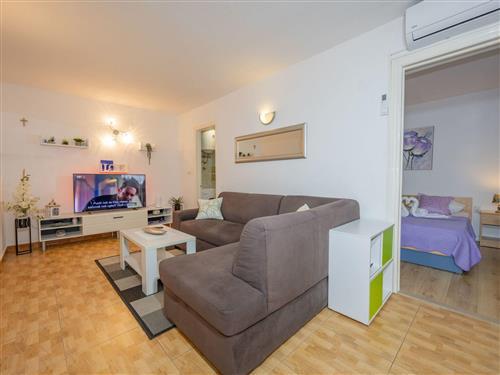 Holiday apartment - 3 persons -  - Makarska - 21300