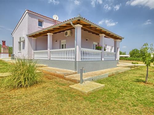 Ferienhaus - 6 Personen -  - 52204 - Ližnjan