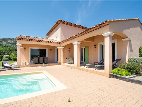 Holiday home - 8 persons -  - 83120 - Le Plan-De-La-Tour