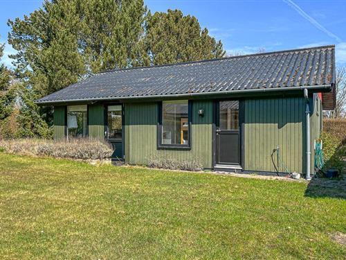 Holiday home - 5 persons -  - Slugten - Havnsø - 4534 - Hørve