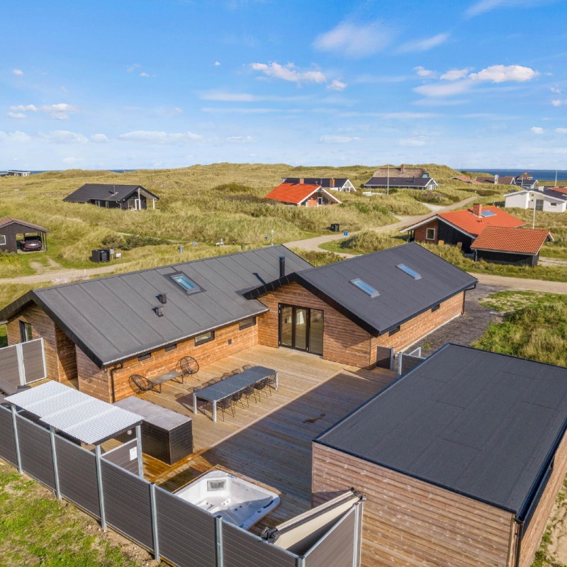 Sommerhus - 10 personer -  - Tingodden - Årgab - 6960 - Hvide Sande