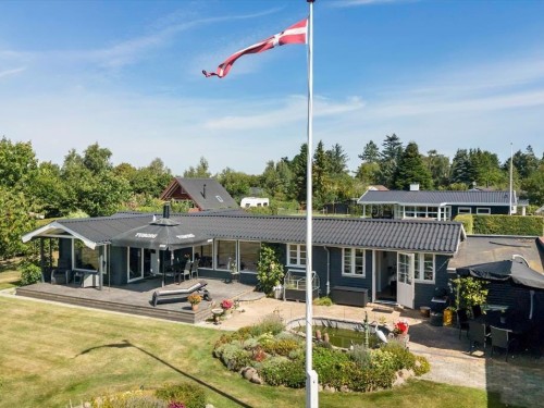 Sommerhus - 4 personer -  - Falkevej - Marielyst - 4872 - Idestrup