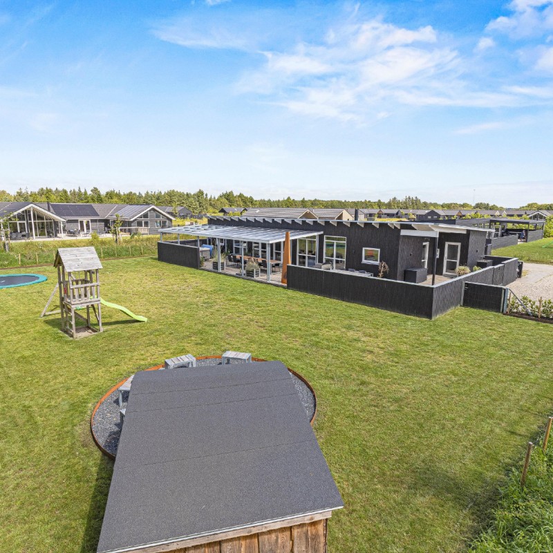 Sommerhus - 10 personer -  - Solvang - Houstrup - 6830 - Nr. Nebel