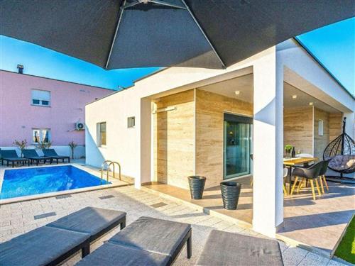 Sommerhus - 8 personer -  - Straža XIV - 23234 - Vir