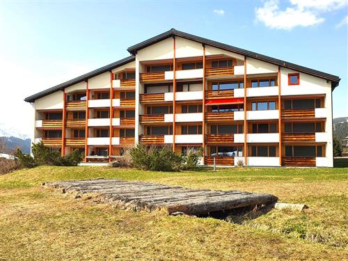 Holiday Home/Apartment - 4 persons -  - Oberbergstrasse - 7076 - Parpan