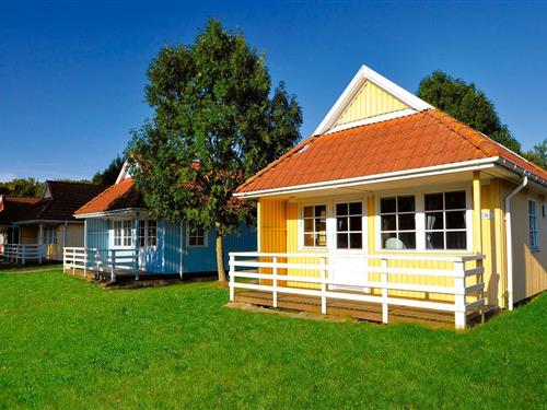 Holiday Home/Apartment - 6 persons -  - Dünenweg 27 / Haus - 18146 - Markgrafenheide