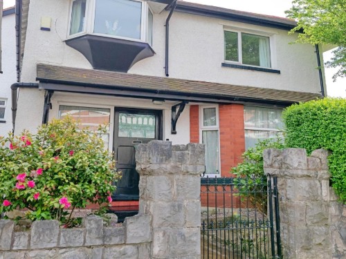 Holiday home - 7 persons -  - LL28 4PU - Colwyn Bay