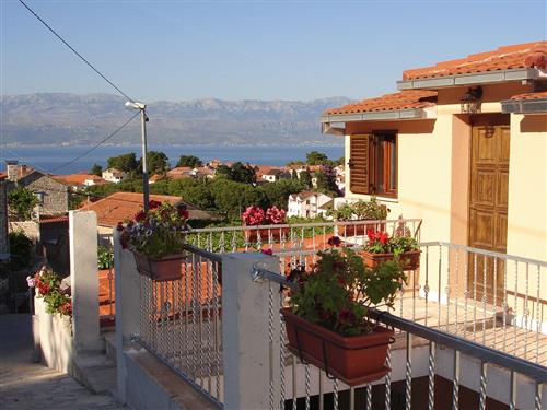 Holiday apartment - 4 persons -  - Stivanskih težaka - 21403 - Sutivan