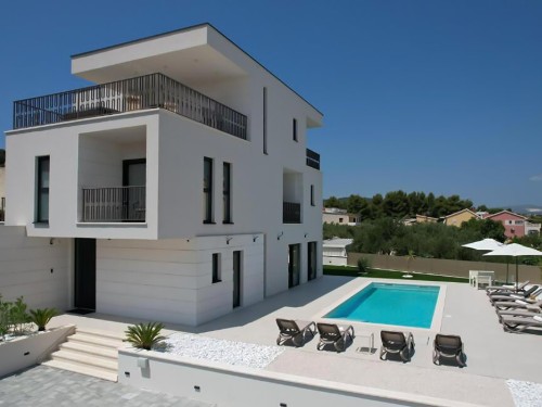 Feriehus - 10 personer -  - Staraci - Ciovo- Slatine - 21224 - Slatine