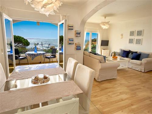 Feriehus - 8 personer -  - Porches - 8600