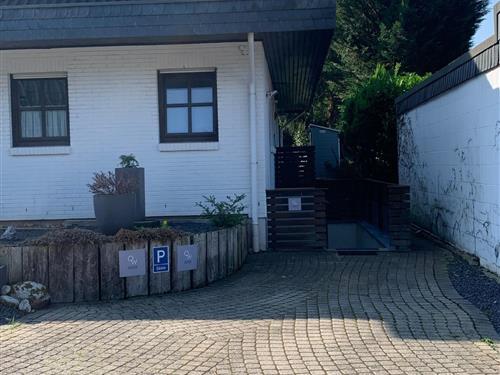 Ferienhaus - 3 Personen -  - Zum Wenzelnberg - 40764 - Langenfeld