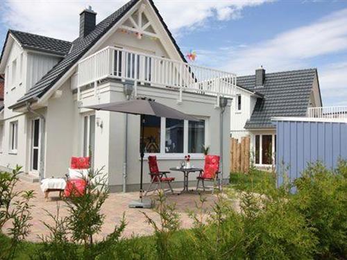 Holiday Home/Apartment - 4 persons -  - Südstraße - 18375 - Erholungsort Born