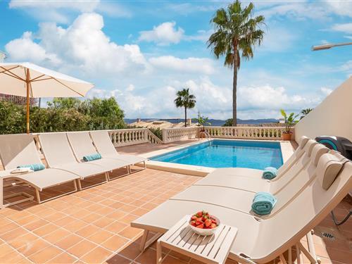 Sommerhus - 8 personer -  - Cap des Pinar - Puerto De Alcúdia - 07400 - Aucuanada