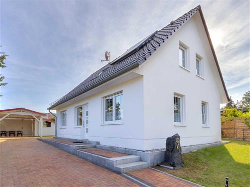 Holiday Home/Apartment - 5 persons -  - Archenholdweg - 17429 - Bansin (Seebad)