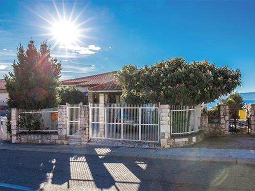 Holiday Home/Apartment - 7 persons -  - Kostrenskih Boraca - Crikvenica-Kostrena - 51221 - Kostrena