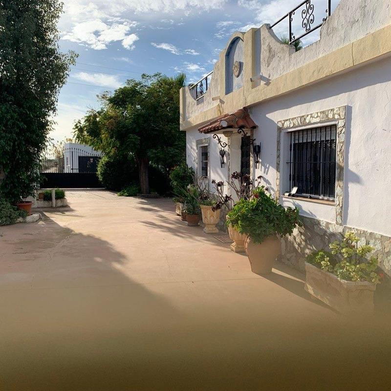 Sommerhus - 6 personer -  - Marchena - 41620 - Marchena