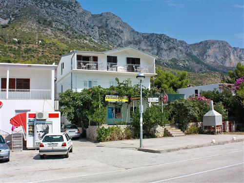  - 2 persons -  - A. Starcevica - 21335 - Podaca