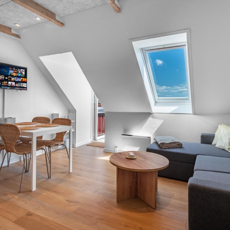 Sommerhus - 4 personer -  - Hjelmevej 15, App. - 6854 - Henne Strand