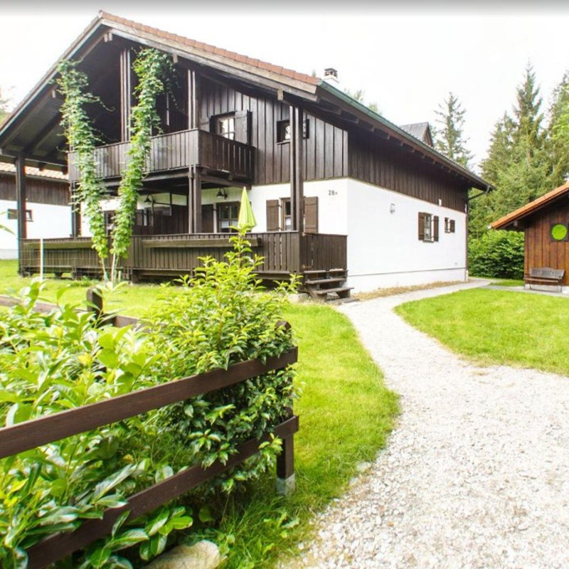 Ferielejlighed - 4 personer -  - Waldferiendorf Haus Nr. 28 b - 94209 - Regen