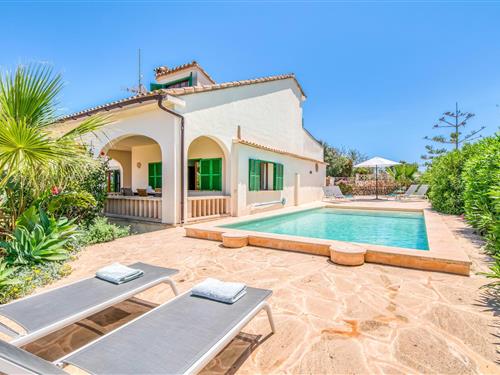 Holiday home - 6 persons -  - Carrer Sofia - Casa Amigos, Cala Llombards - 07690 - Cala Llombards