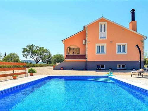 Holiday Home/Apartment - 8 persons -  - Banjevci - Zadar-Banjevci - 23422 - Stankovci