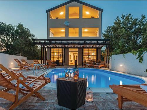 Holiday home - 16 persons -  - Sv. Petar na moru - Biograd - 23207 - Sv. Petar Na Morv