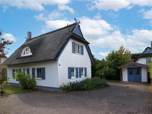 Holiday Home/Apartment - 5 persons -  - Kaptainsring - 23999 - Insel Poel / Ot Timmendor