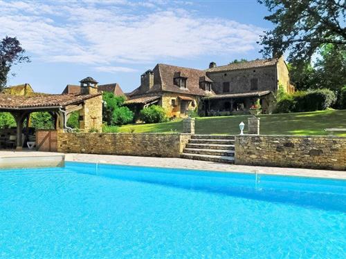 Holiday home - 8 persons -  - Route De La Salvagie - 24480 - Urval