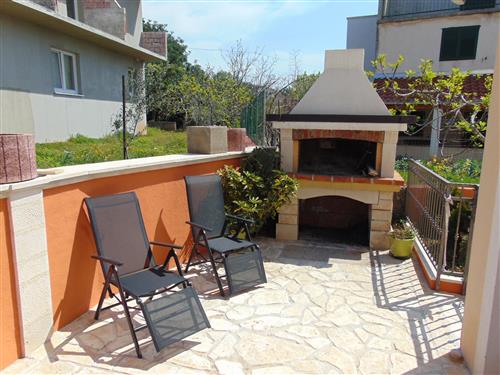 Holiday Home/Apartment - 3 persons -  - Sucuraj - 21469 - Sucuraj