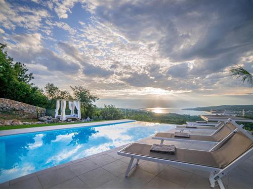 Holiday home - 8 persons -  - Suzan - Krk-Suzan - 51514 - Suzan