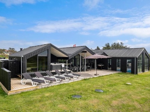 Sommerhus - 12 personer -  - Ravnebakken - 9492 - Blokhus