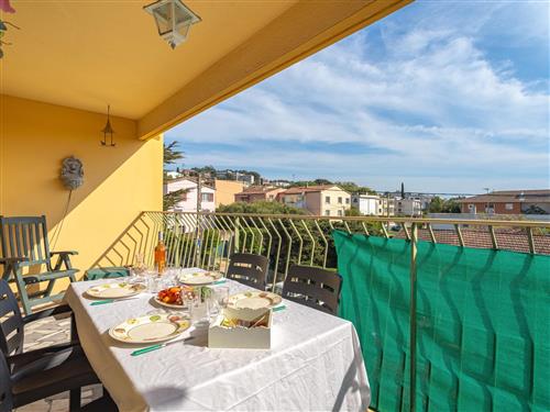 Holiday apartment - 4 persons -  - Six Fours - 83140