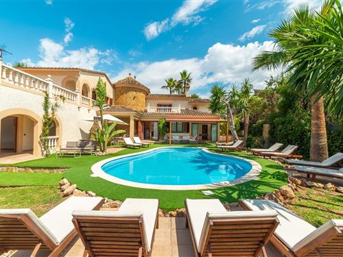 Sommerhus - 12 personer -  - Urb. Afor Urbanización son Ame - Es Castellet, Palma - 07141 - Palma