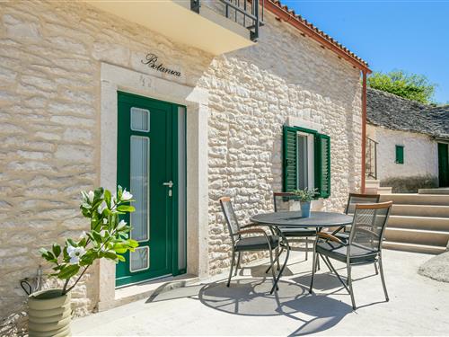 Holiday apartment - 3 persons -  - Škrip - 21400 - Škrip