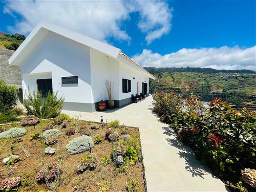 Holiday Home/Apartment - 6 persons -  - Caminho Poço do Lombo, - 9370-059 A - Arco Da Calheta