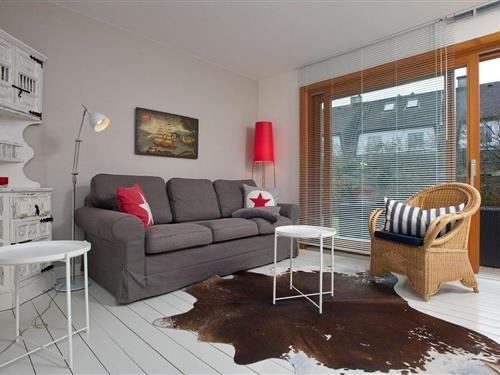 Holiday Home/Apartment - 4 persons -  - Nordmarkstr. - 25980 - Westerland